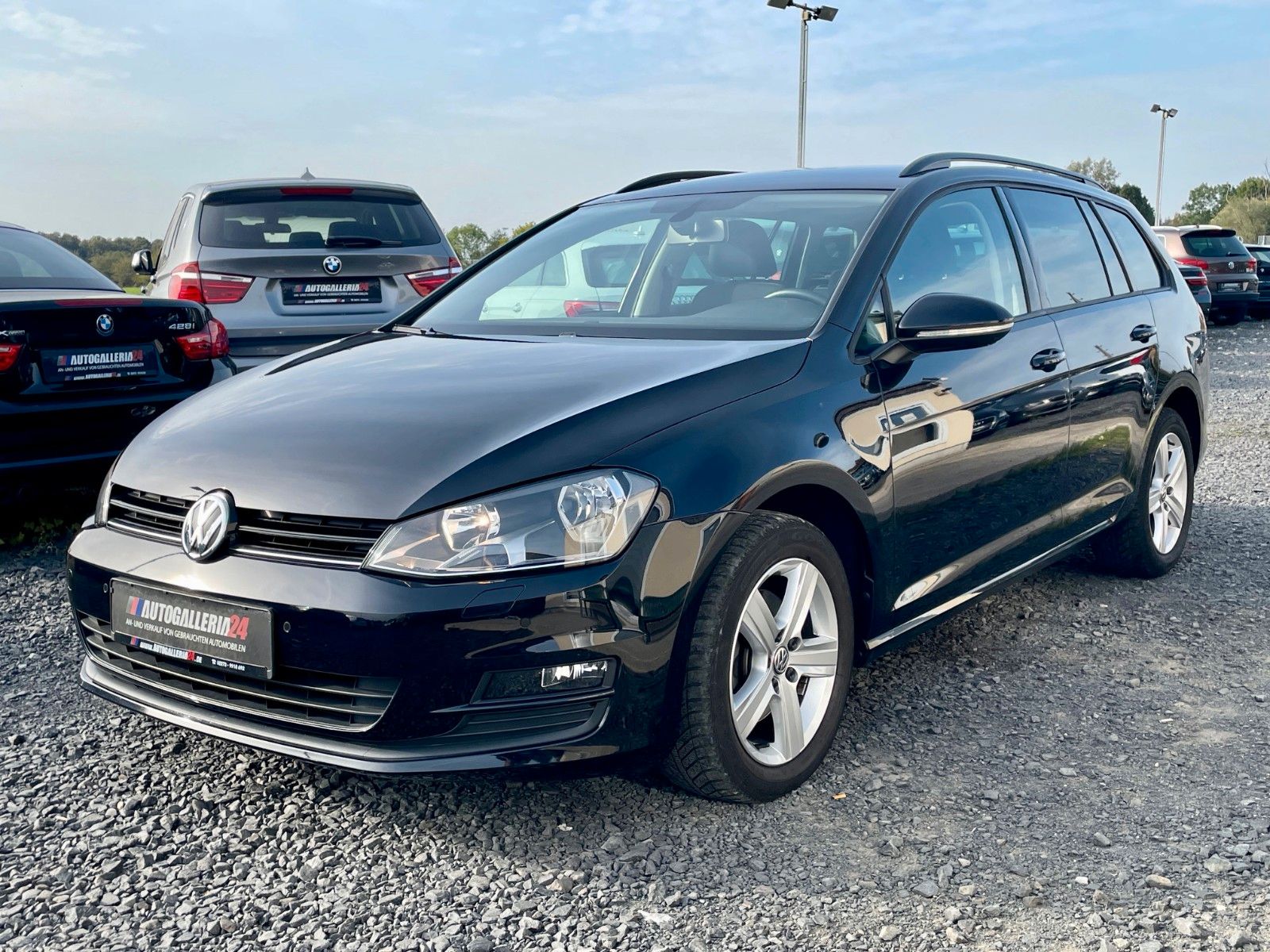 Fahrzeugabbildung Volkswagen Golf VII 1.6 TDI Comfortline BMT Navi Klima 2.HD