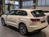 Volkswagen Touareg 3.0 V6 TDI 4Motion DPF Aut. R-Line - gebrauchte VW Touareg aus dem Jahr 2021