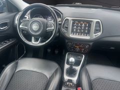 JEEP Compass Longitude SHZ, KLIMA,NAVI,RFK,LH,ESP,GRA