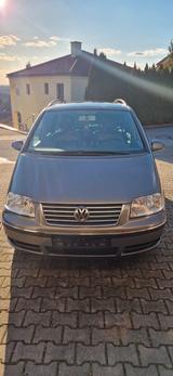 Volkswagen Sharan 1.8T tiptronic Highline Highline - Volkswagen Sharan mit Benzin-Antrieb: Kleinbus, Automatik, 1.8