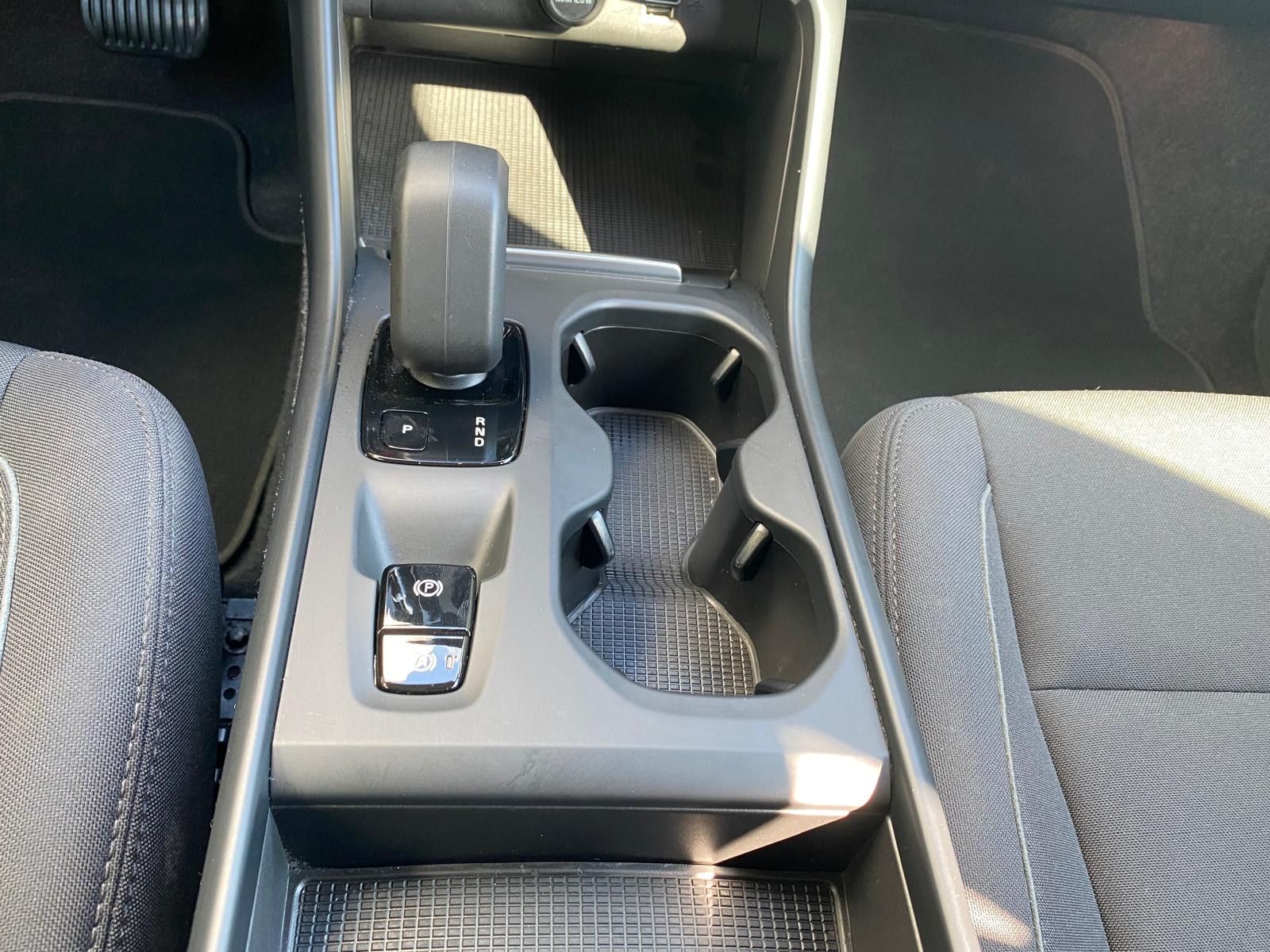 Fahrzeugabbildung Volvo XC40 Inscript Plug-In Hybr LED+NAVI+KAM+DAB+ACC+