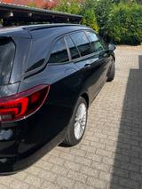 Opel Astra ST 1.5 Diesel 90kW Ultimate Ultimate - Opel Astra mit Diesel-Antrieb: Kombi, 1.9