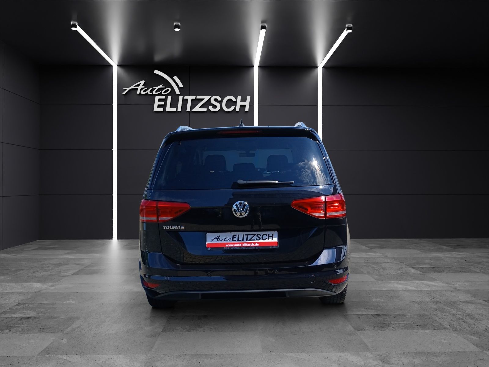 Fahrzeugabbildung Volkswagen Touran TSI United 7-Si Navi PDC SH LM