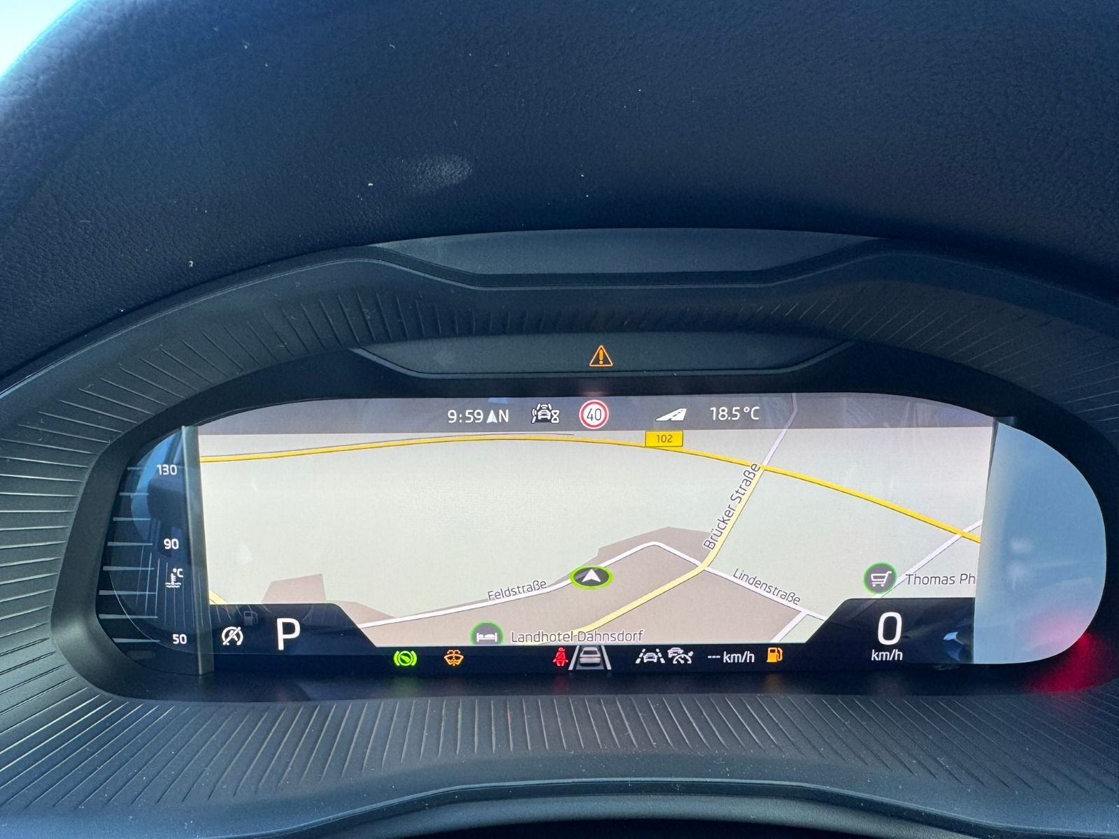 Fahrzeugabbildung SKODA Kamiq Tour 1,5 TSI DSG*RFK*MATRIX*NAVI*SideAss
