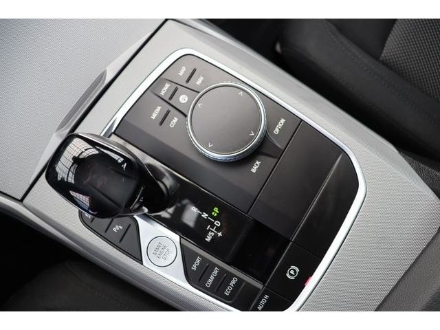 BMW 320 d Limousine Advantage Navi DAB LED LMR foto 12