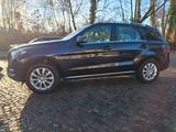 Mercedes-Benz GLE 400 4MATIC - - blaue Mercedes-Benz GLE-Klasse