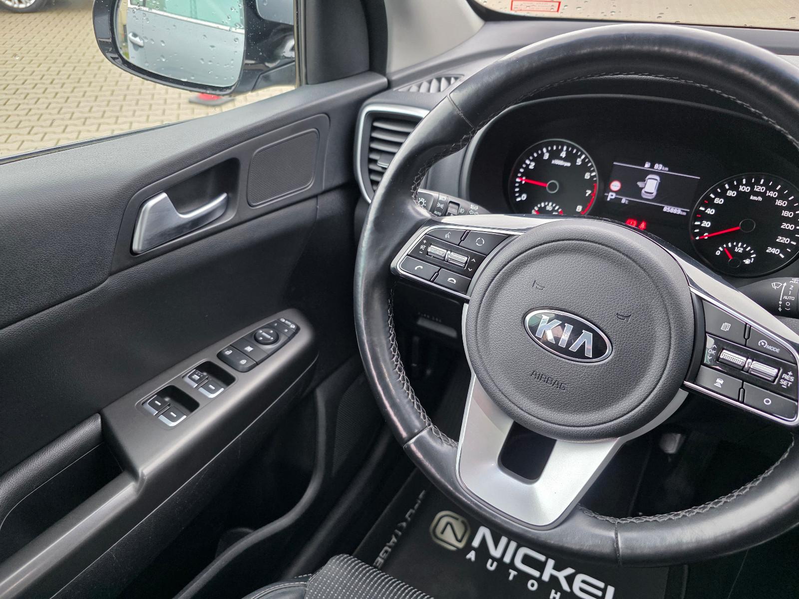 Kia Sportage Spirit 4WD*Bi-Led*Kamera*Pano*Leder*AHK