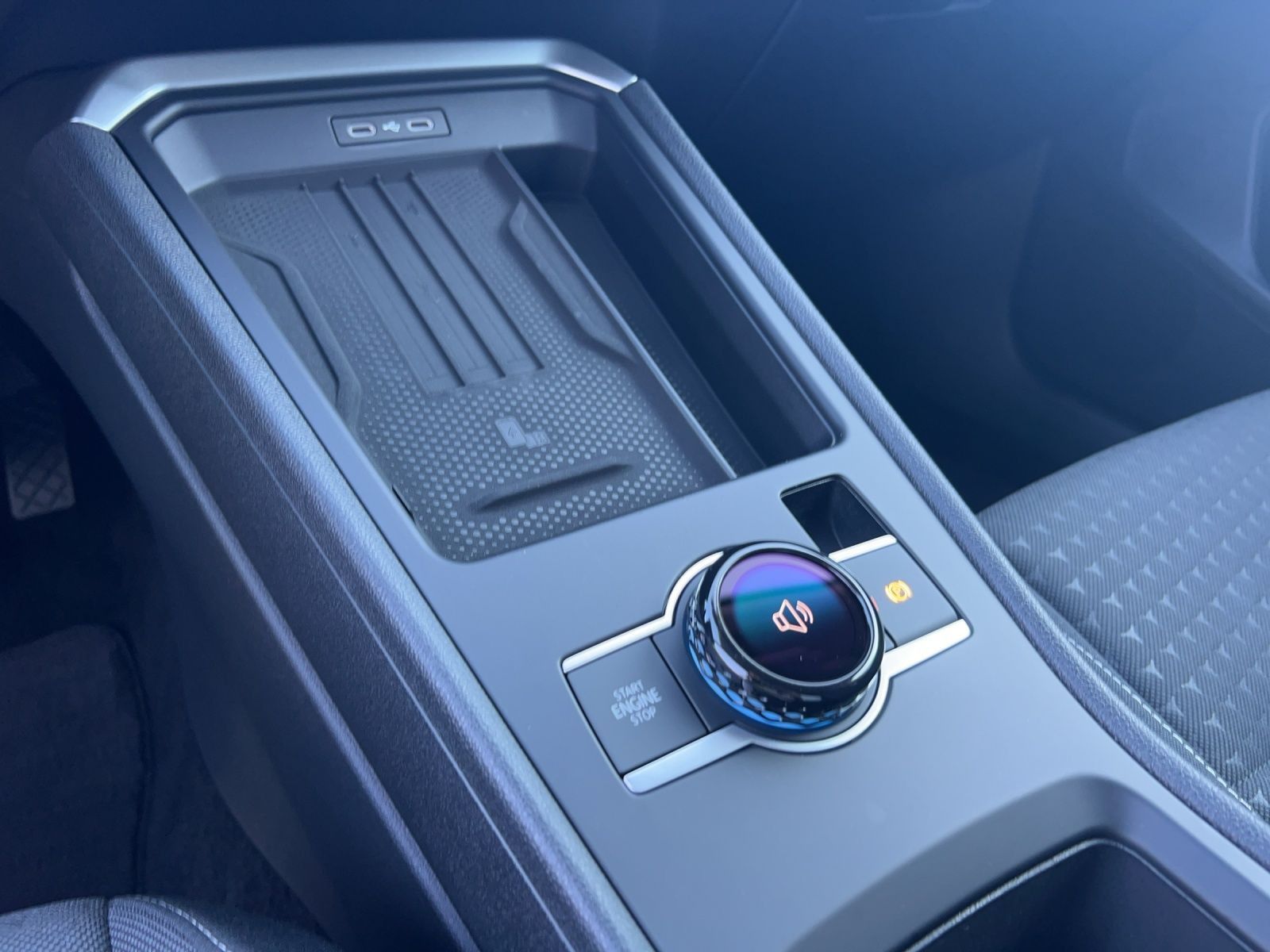 T-Roc Life 1.5 eTSI DSG Navi*ACC*Kamera*Keyless