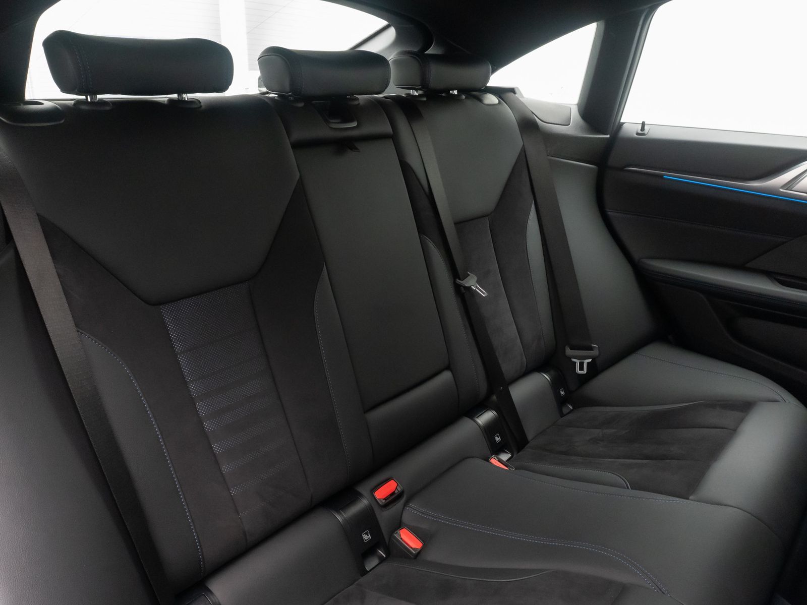 Fahrzeugabbildung BMW i4eD40 Gran Coupe M Sport Kamera DAB H/K 18Zoll