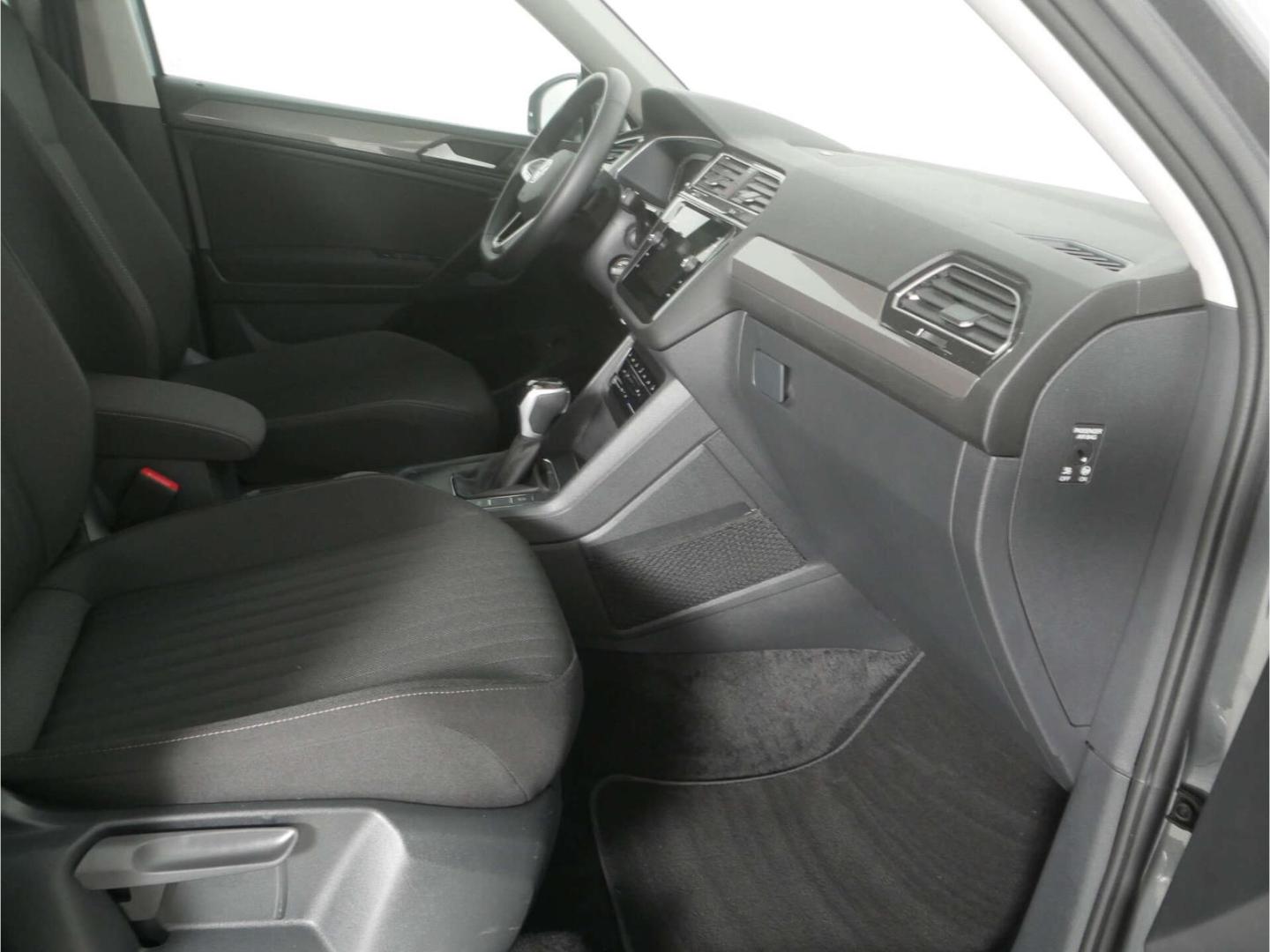 Volkswagen Tiguan Allspace 1.5 TSI Life DSG NAV/LED/AHK, миниатюра 10