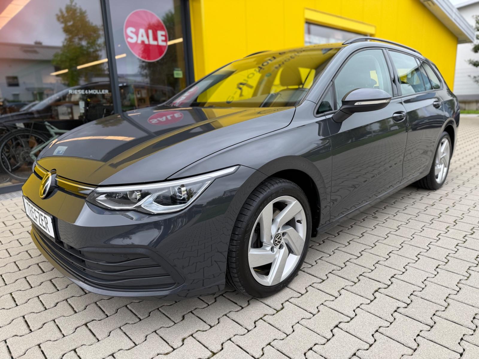 Volkswagen Golf VIII Variant /ACC