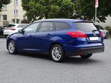 Ford Focus Turnier 2.0 EcoBoost ST Bi-Xenon Navi PDC - Ford Focus mit Benzin-Antrieb