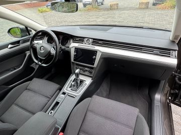 Volkswagen Passat Variant - 10