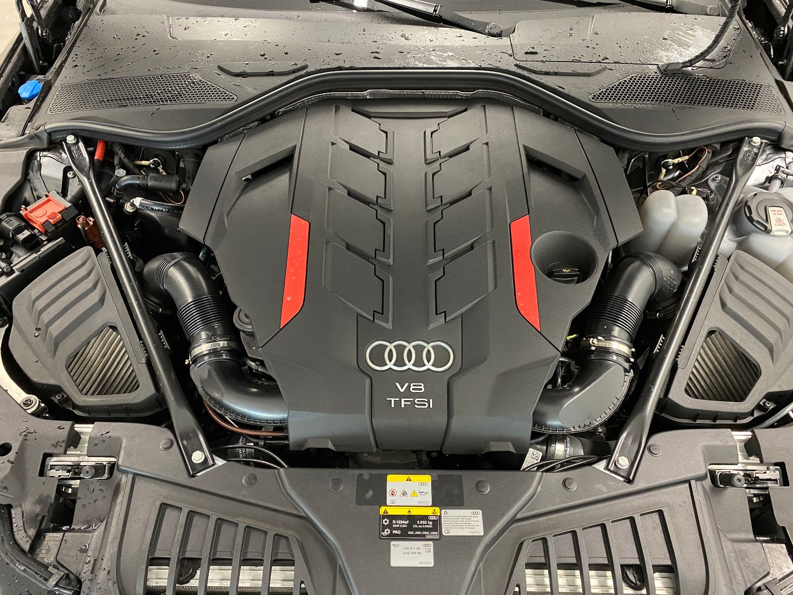 Audi S8 - Bild 17