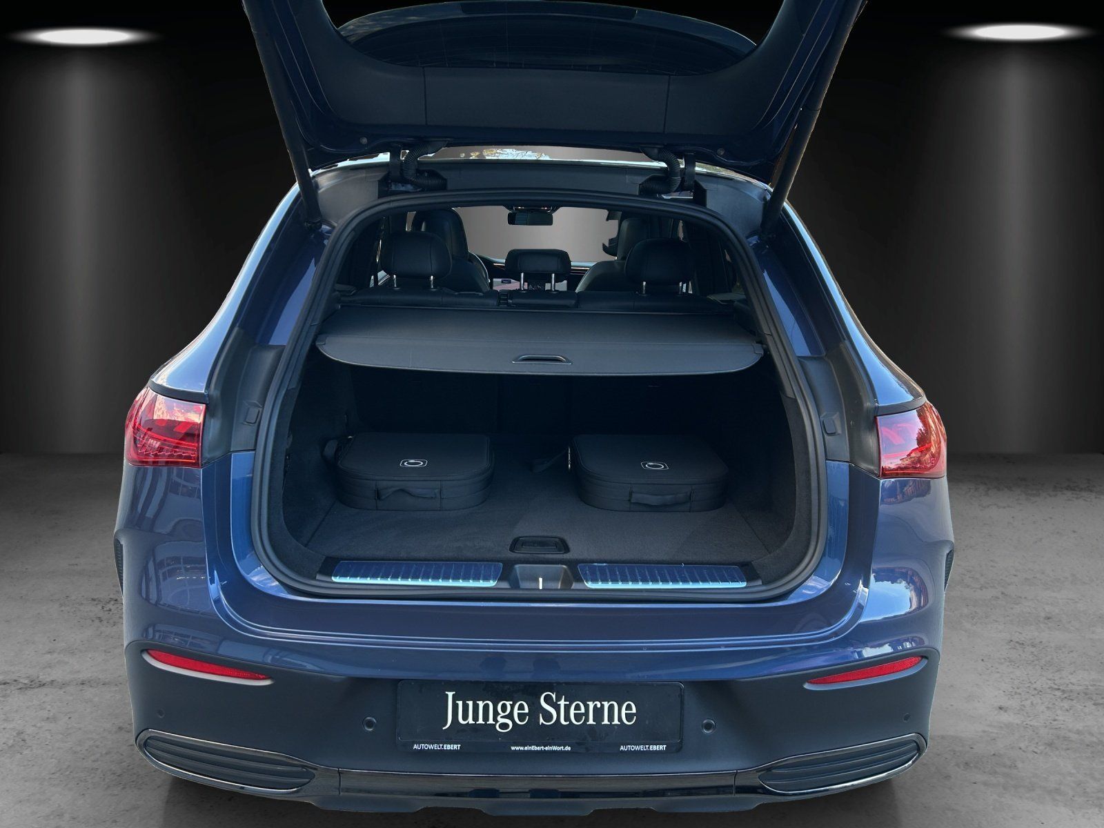 Fahrzeugabbildung Mercedes-Benz EQE350 4M SUV Premium AMG Hyper HAL Airmatic AHK