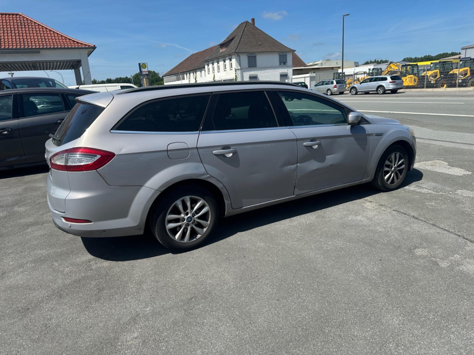 Ford Mondeo 2013 — photo 7