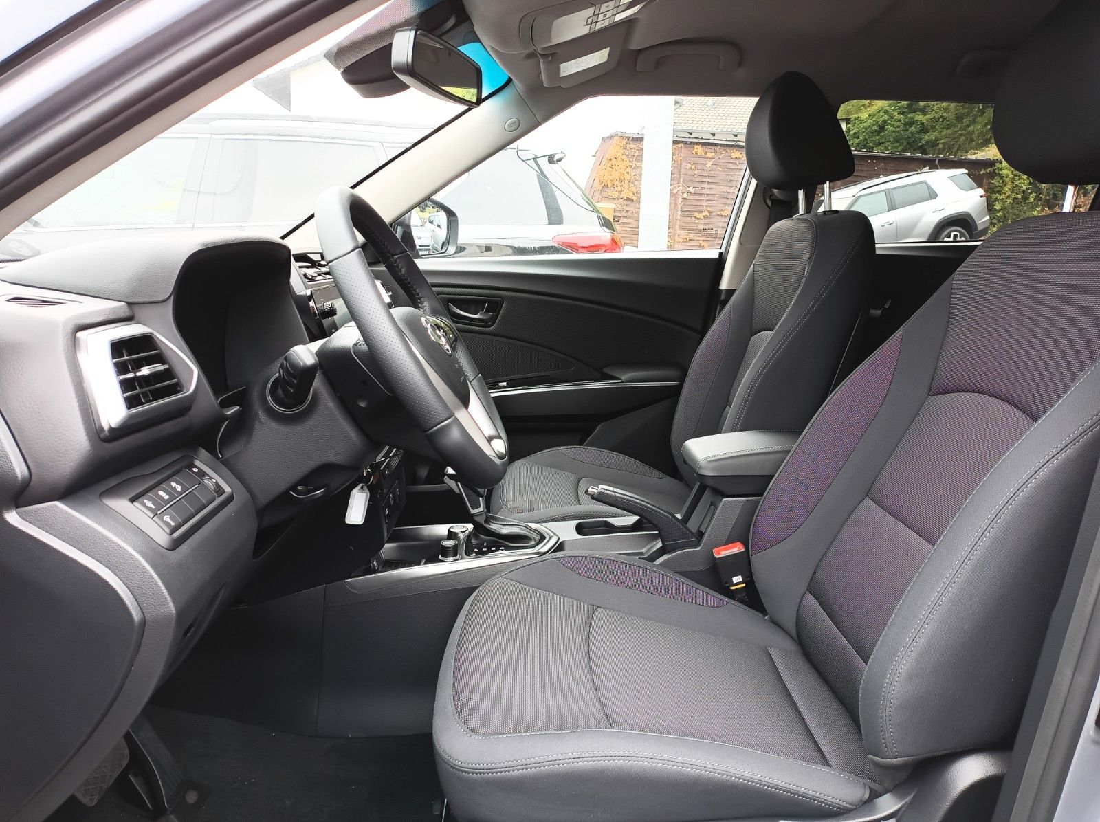 Fahrzeugabbildung KGM TIVOLI 1.5 NOMAD+AUTOMATIK+LM FELGEN+ANDROID++++