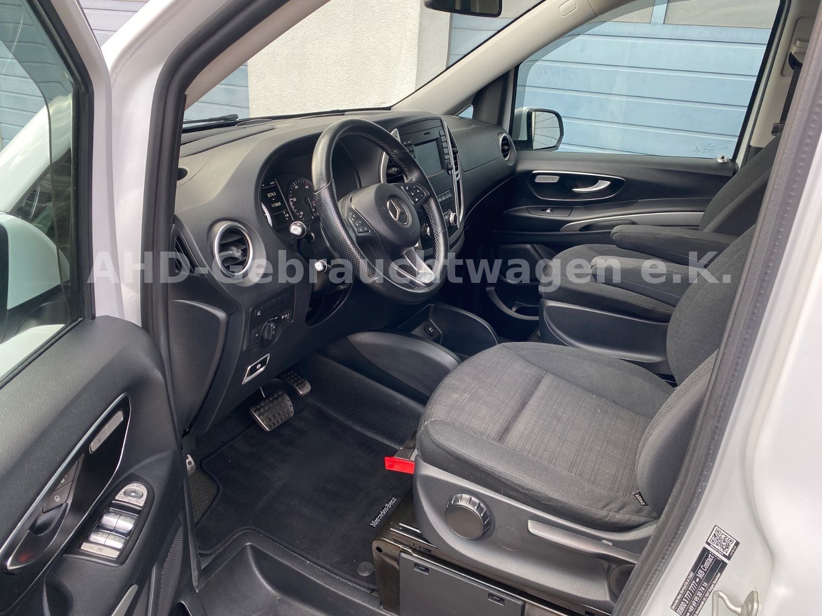Fahrzeugabbildung Mercedes-Benz Vito Tourer 114/116/119 CDI Edition lang