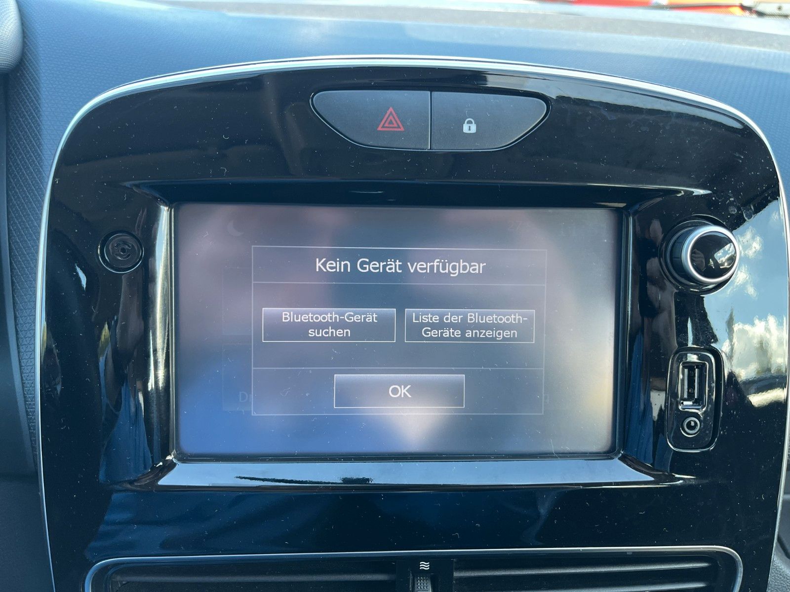 Fahrzeugabbildung Renault Clio IV Limited