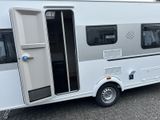 Knaus Sport 460 EU 1800kg; Multidose & TV Halter - Knaus Wohnwagen Sport 460