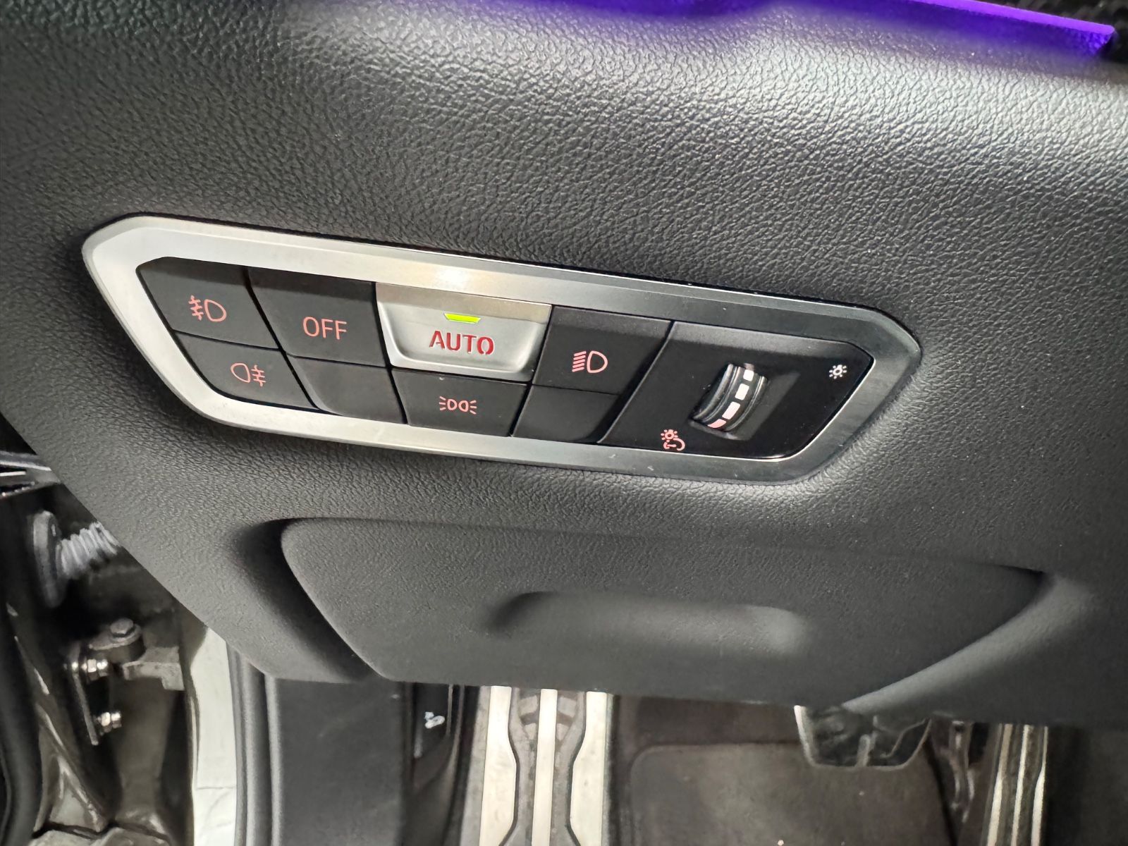 Fahrzeugabbildung BMW X6 xDrive 40 i M Sport/Carbon/Vollausstattung!