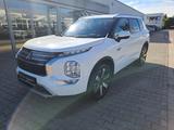 Mitsubishi Outlander Plug-In Hybrid 2.4 4WD Intro Edition - gebrauchte Mitsubishi Kombis