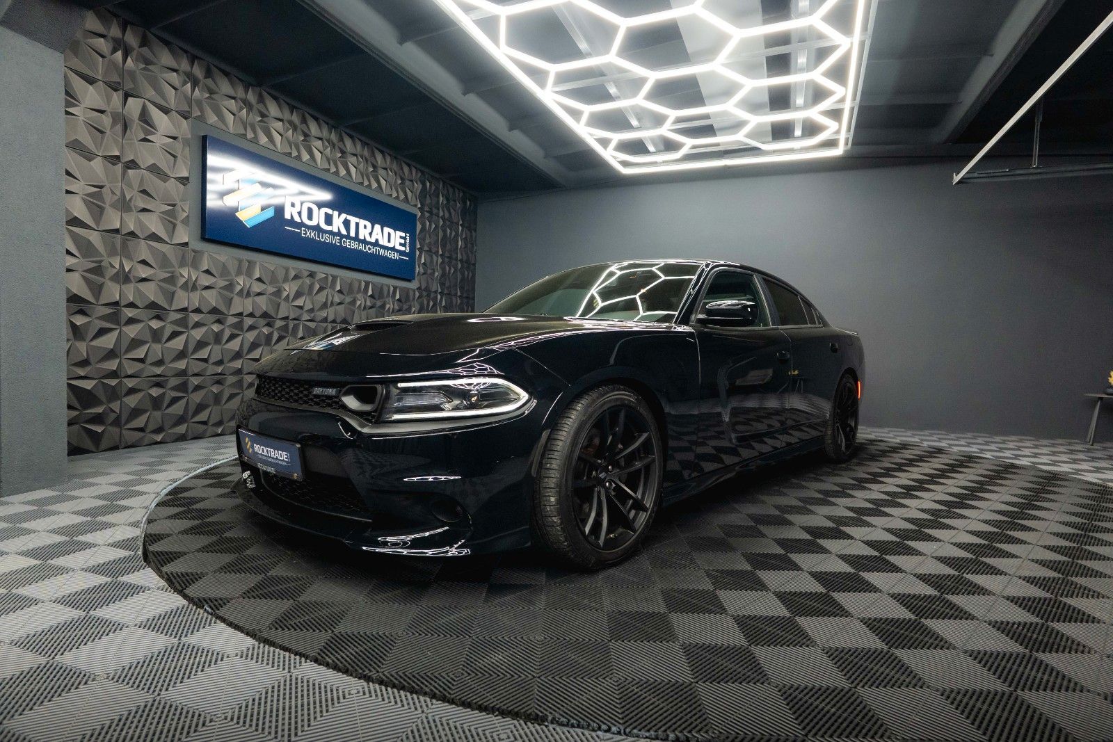 Fahrzeugabbildung Dodge Charger 6.4 V8 SRT 392 SCAT PACK DAYTONA Perform