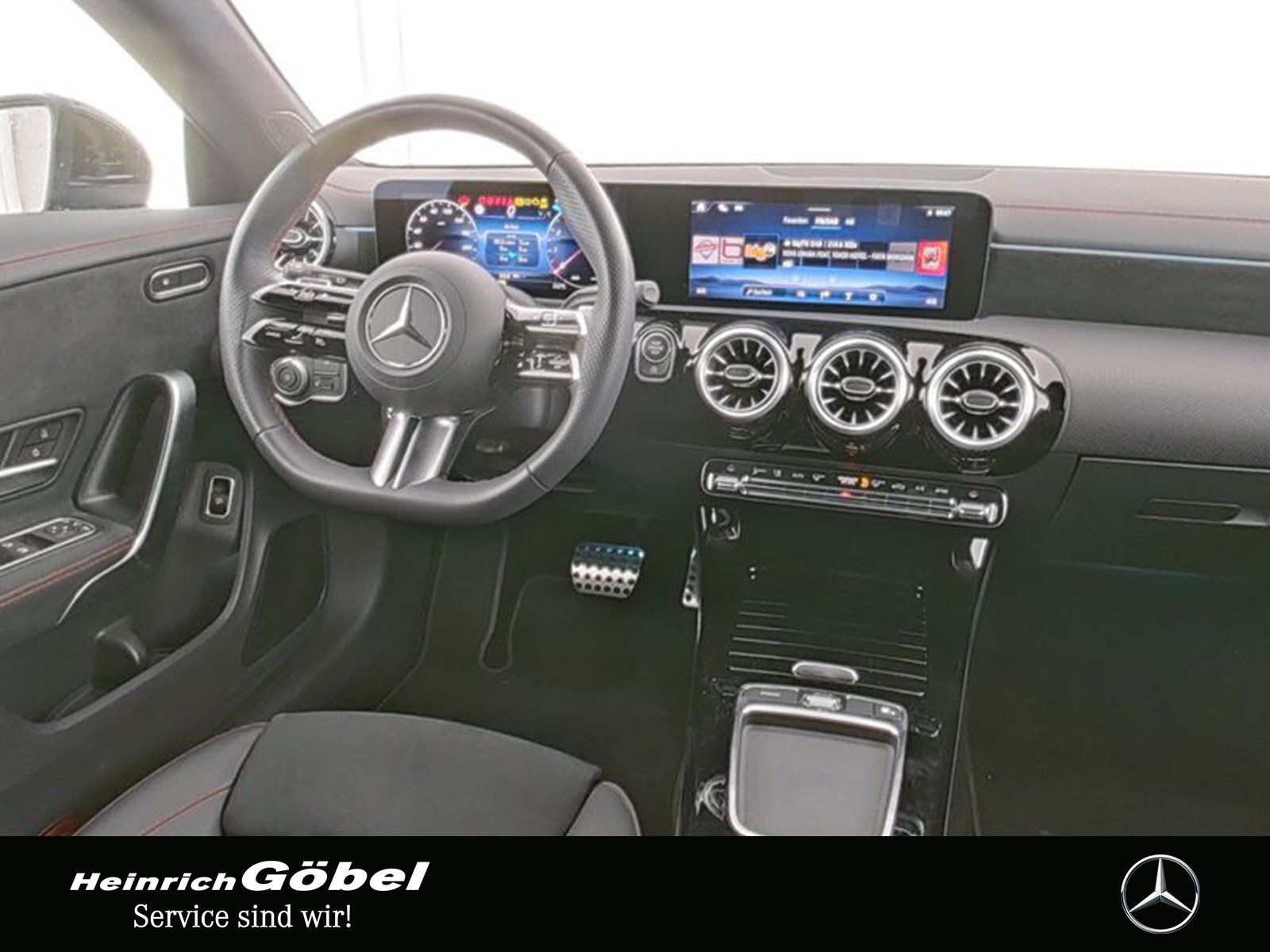 Fahrzeugabbildung Mercedes-Benz CLA 200 SB AMG+MULTIBEAM+AMBIENTE+CARPLAY+KAMERA