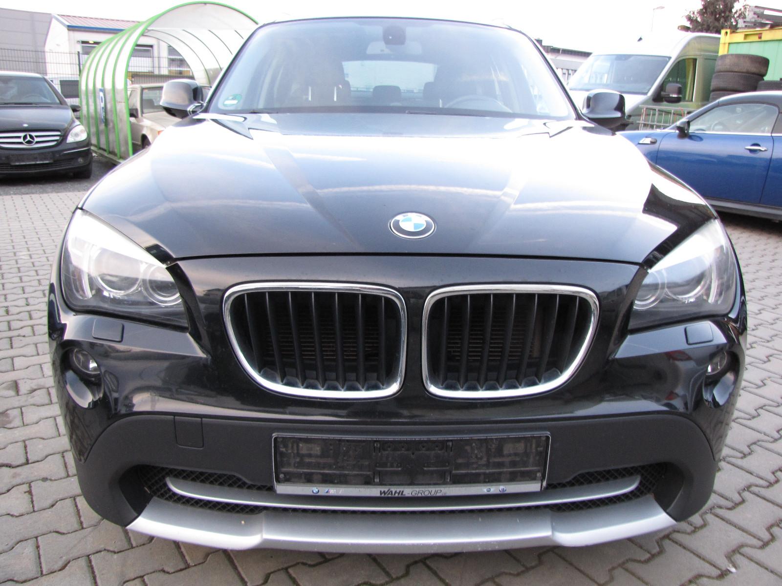 BMW X1 XDrive 4WD Lederlenkrad Bremse NEU Xenon
