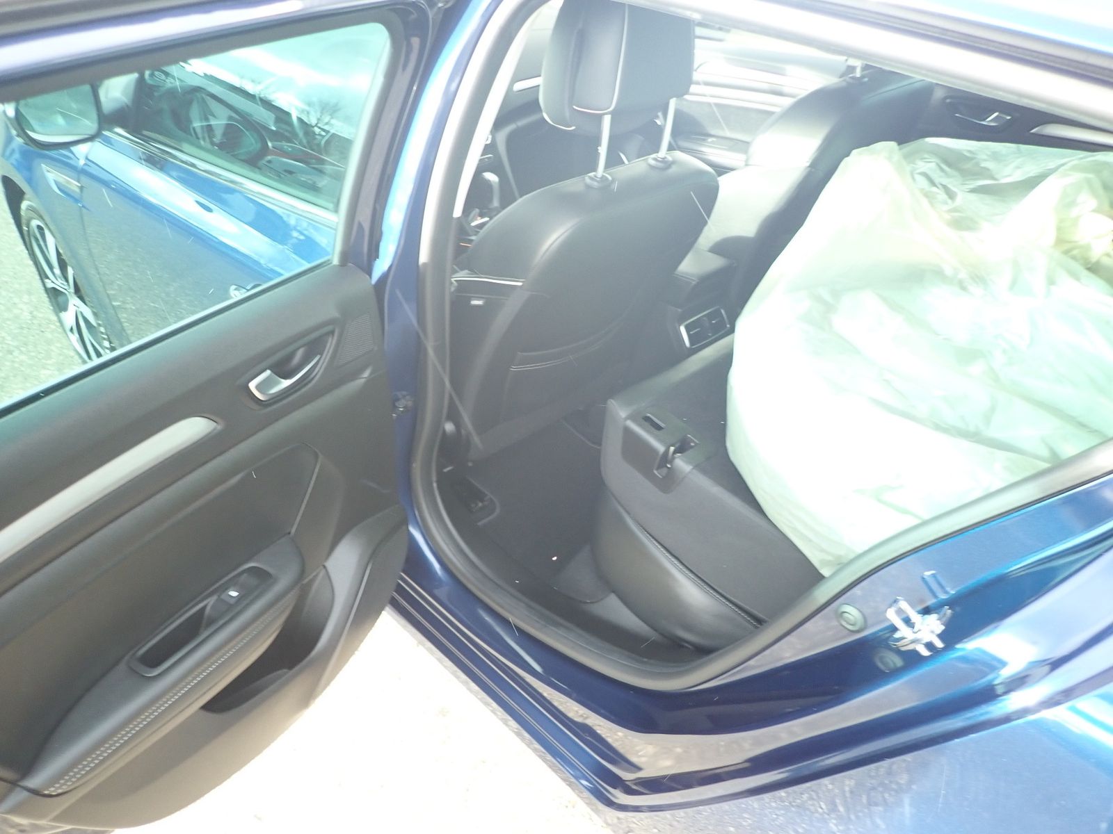 Fahrzeugabbildung Renault Megane IV Grandtour BOSE-Edition dCi 150 EDC