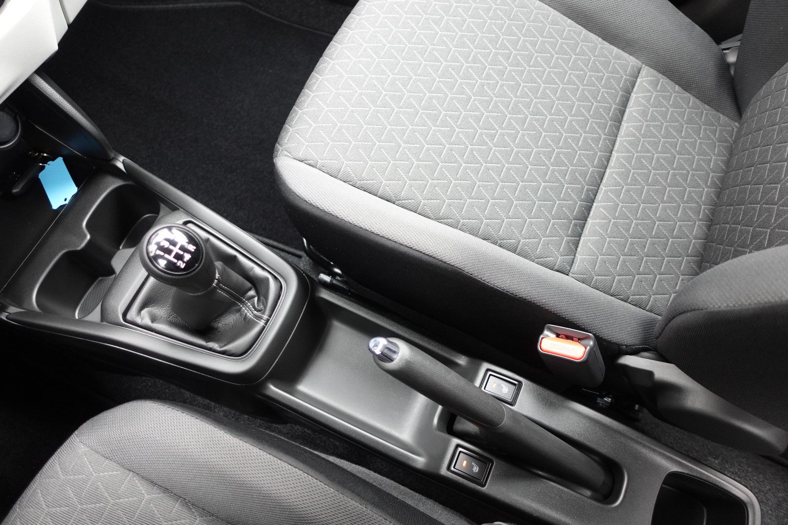 Fahrzeugabbildung Suzuki Swift 1.2 Comfort AHK,Sitzh.,Navi,Kamera,PDC