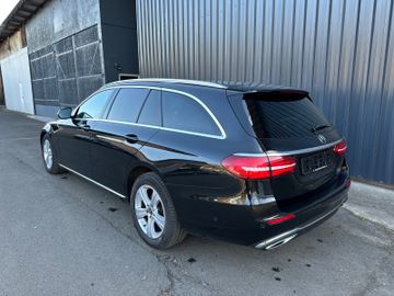 Mercedes E 220 - 4