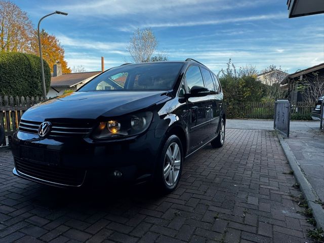 Volkswagen Touran Match TÜV*EUR5*NAV*SHZ*MFL