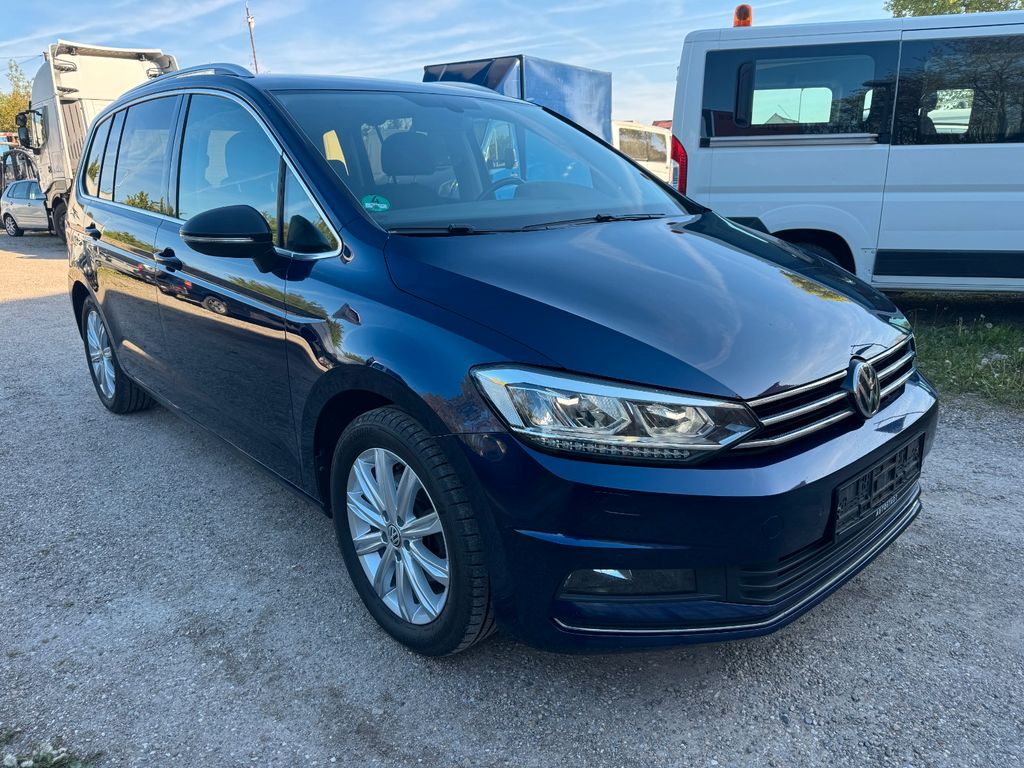 Image of Volkswagen Touran
