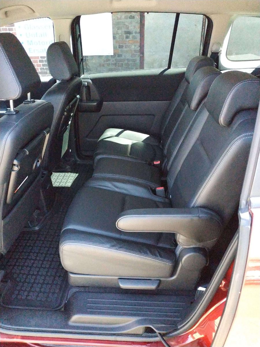 5 2.0 Active/ TÜV NEU/ 7-Sitzer/ Leder/ Sitzheiz – Bild 11