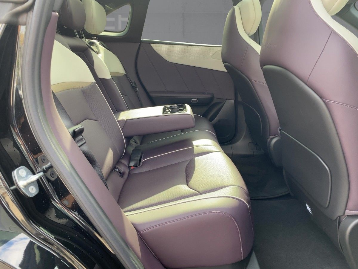 Mazda CX-6e - Bild 12
