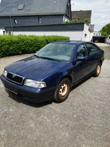 Skoda Octavia - Skoda Octavia aus 1998