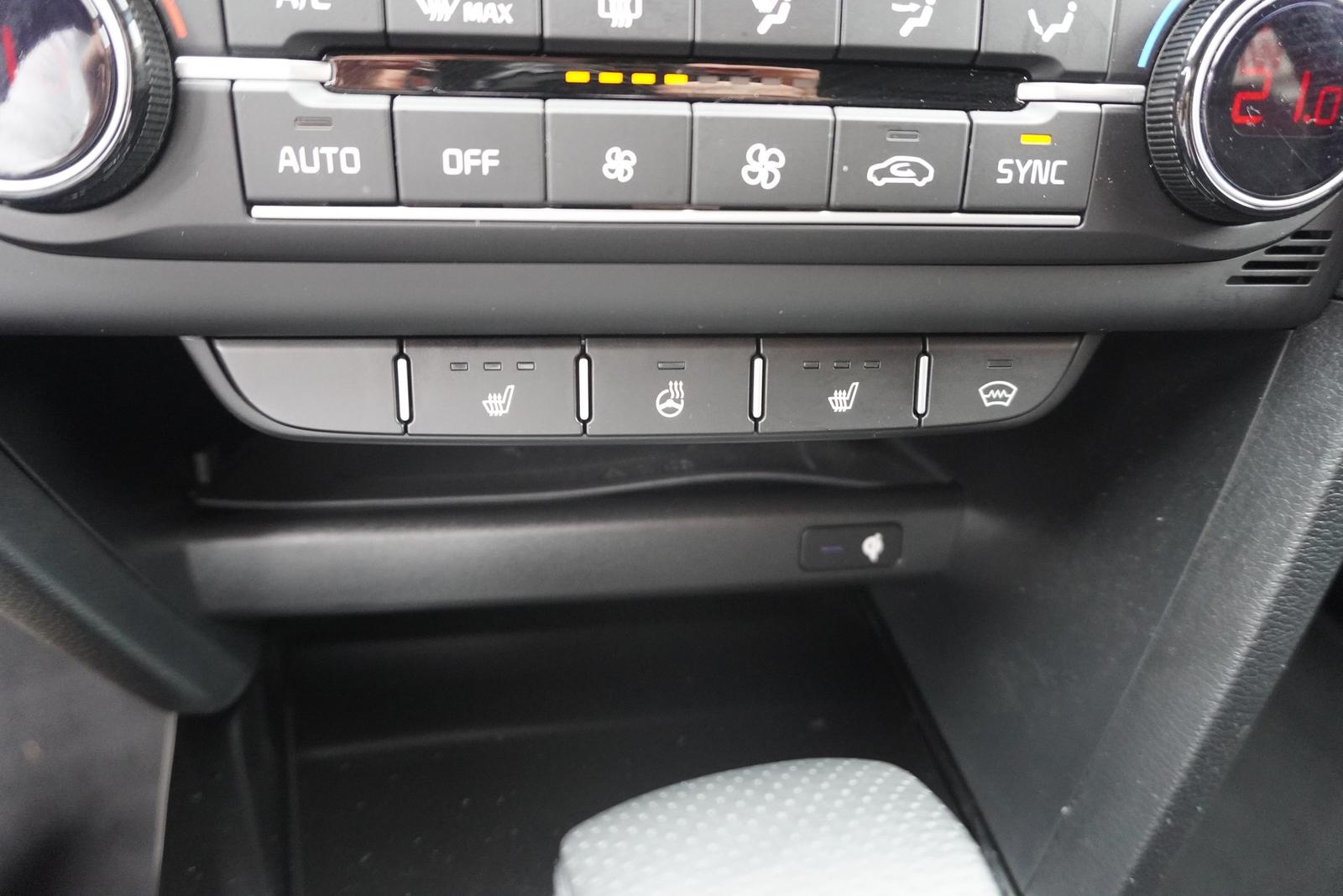 Kia ProCeed GT 1.6 T-GDI Pano LED Navi ACC Kamera