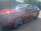BMW X2 sDrive18d Steptronic DCT - - rote BMW X2