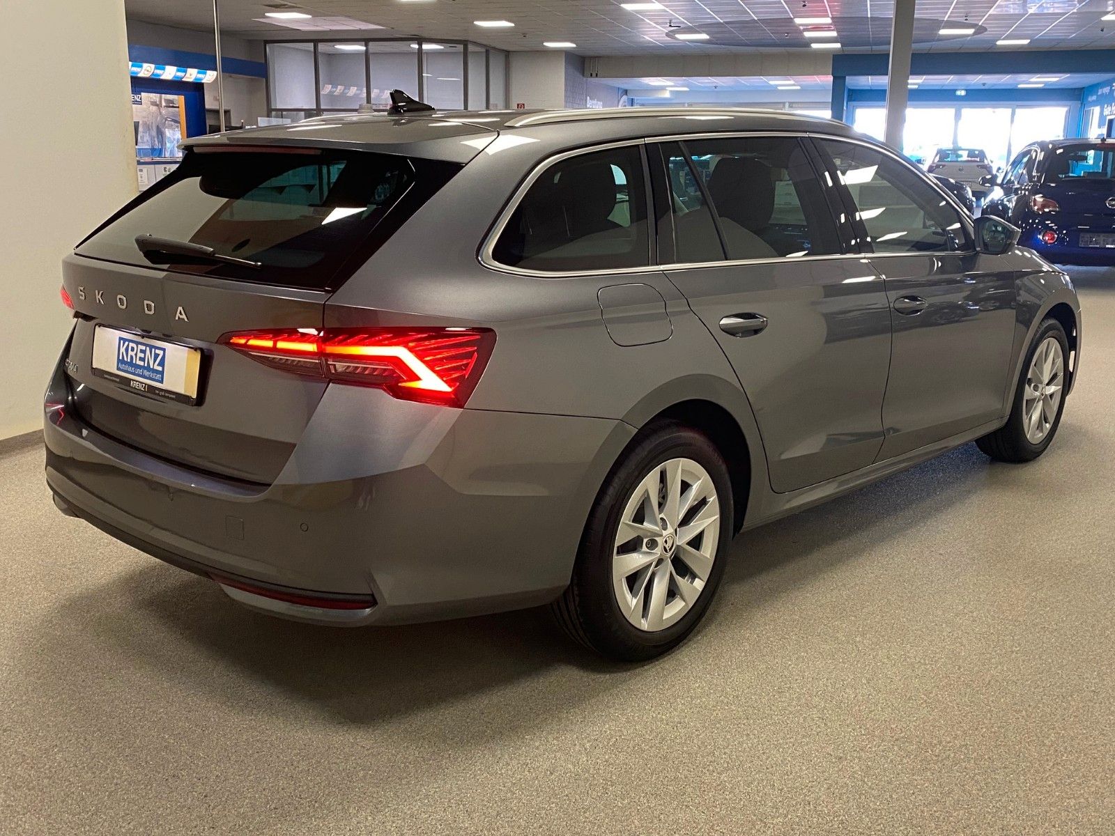 Fahrzeugabbildung SKODA Octavia 1.5 TSI MHEV DSG Selection+NAVI+AHK+ACC+