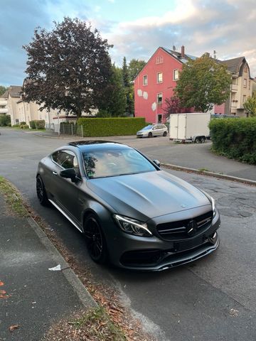 Mercedes-Benz Mercedes c63s AMG Coupe voll Ausstattung C...