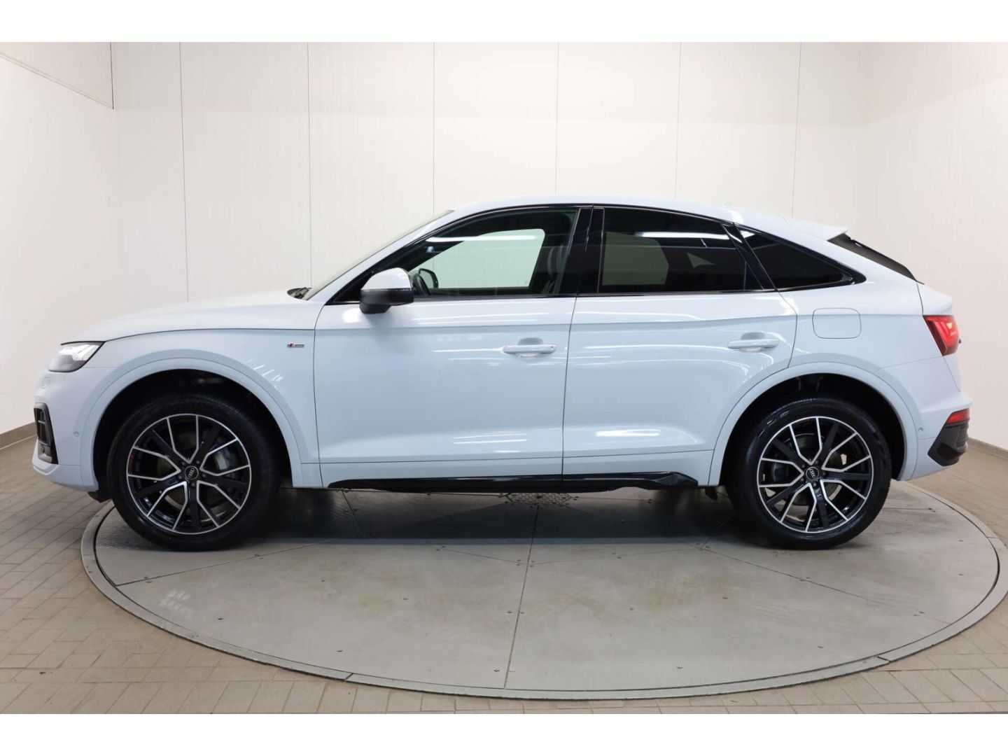 Audi Q5 Sportback 50 TFSI e quattro S line foto 5