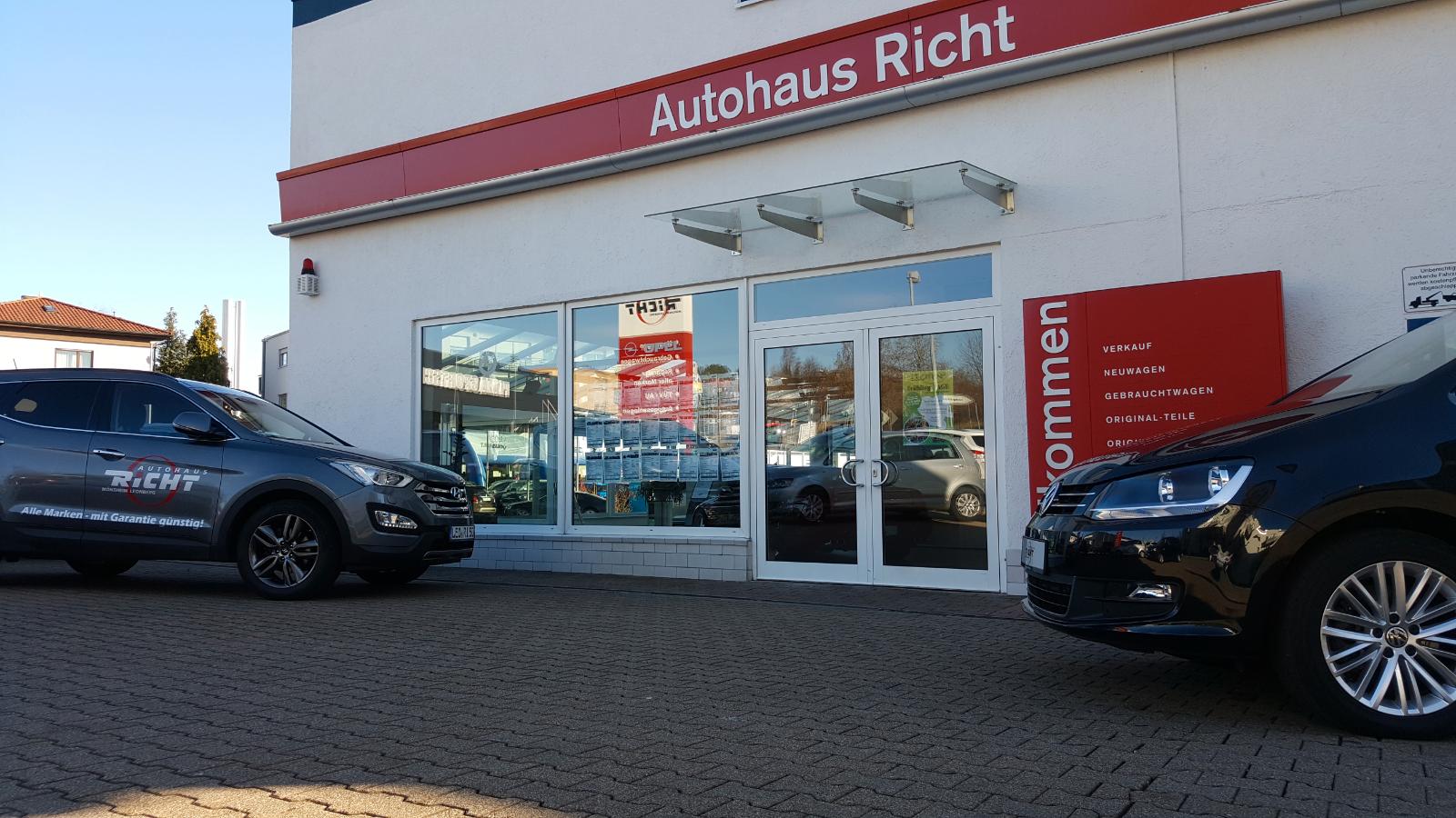 showroom-image-main