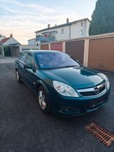Opel Vectra 1.8  - Opel Vectra mit Benzin-Antrieb: Limousine, 1.8