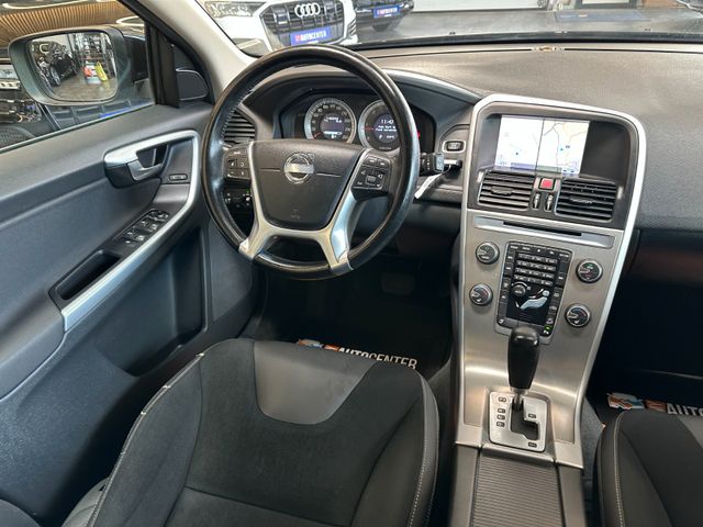 Volvo XC60 Momentum AWD *Xenon*Leder*