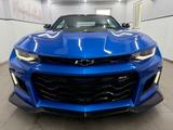 Chevrolet Camaro ZL1 /Schalt/Hyper-Blue/HUD/Ambient/Memo - scheckheftgepflegte Chevrolet Gebrauchtwagen
