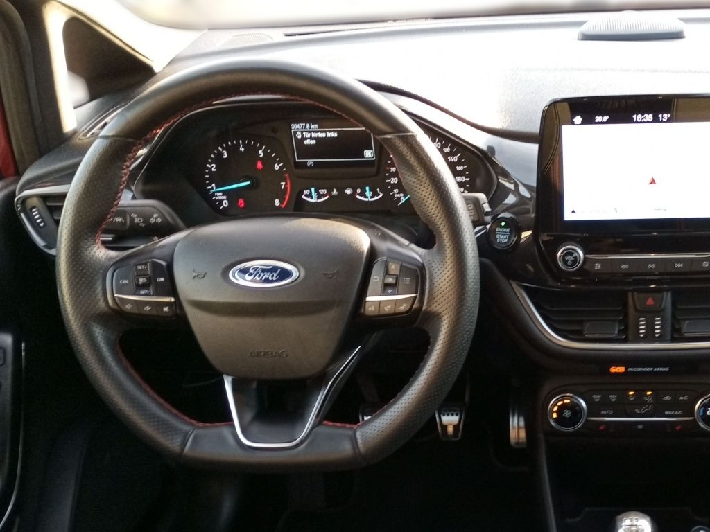 Fahrzeugabbildung Ford FIESTA 1.0 EcoBoost S&S ST-LINE