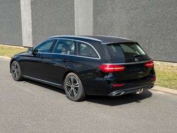 Mercedes E 220 - 4