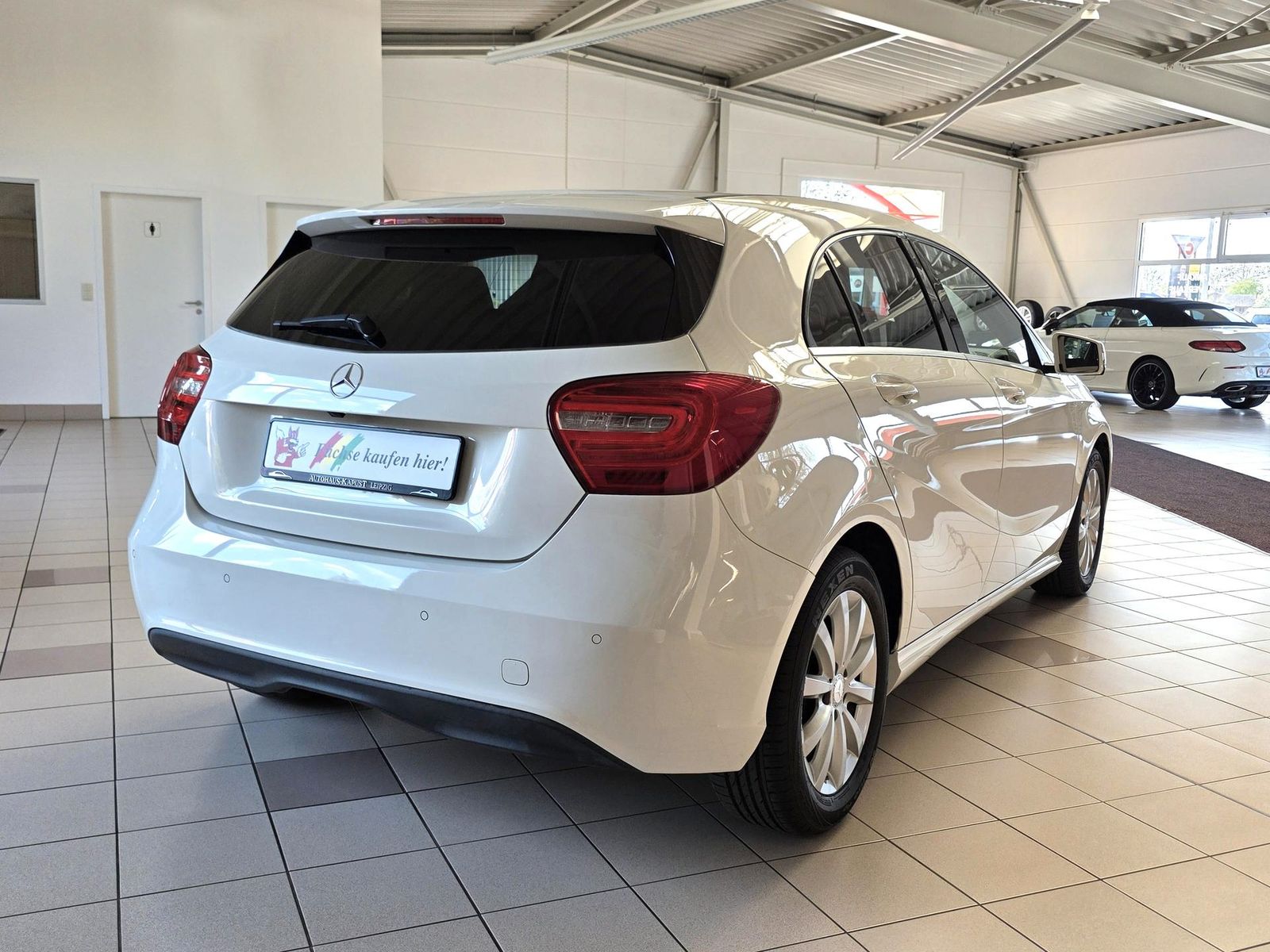 Fahrzeugabbildung Mercedes-Benz A 180 Style/Xenon/Navi/Memory/Kamera/SunSet