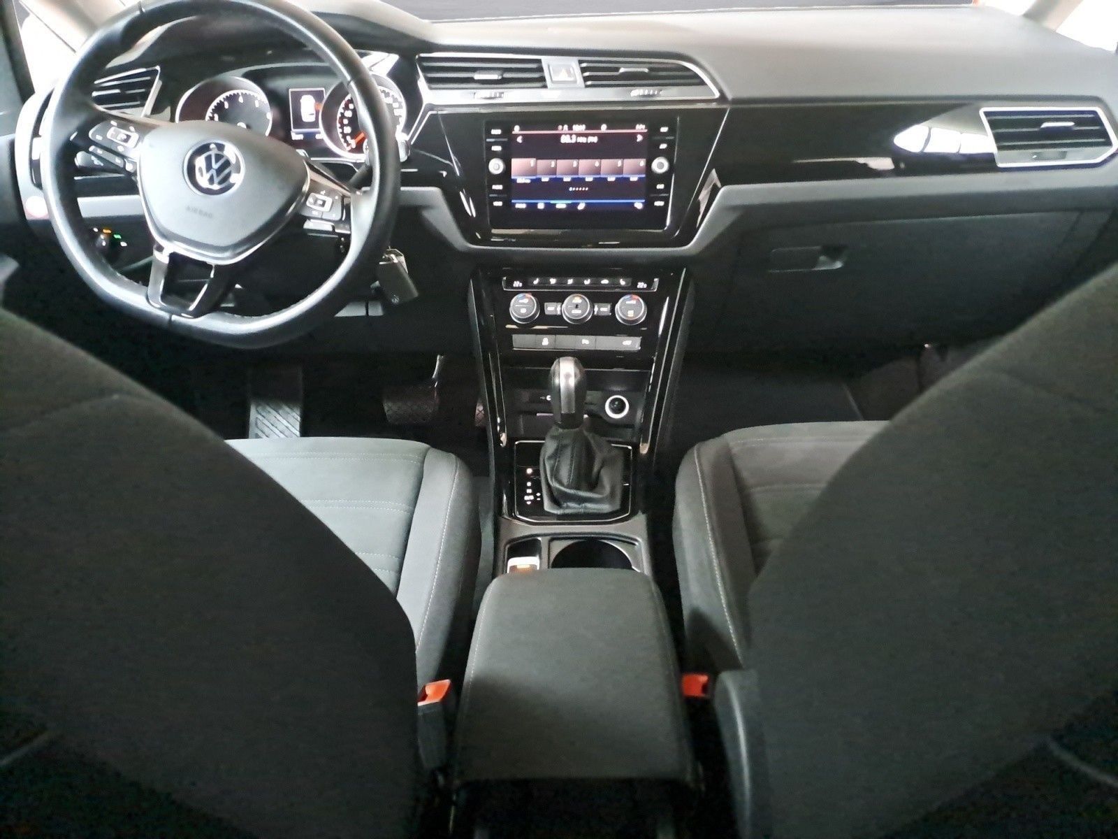 Volkswagen Touran - Bild 11